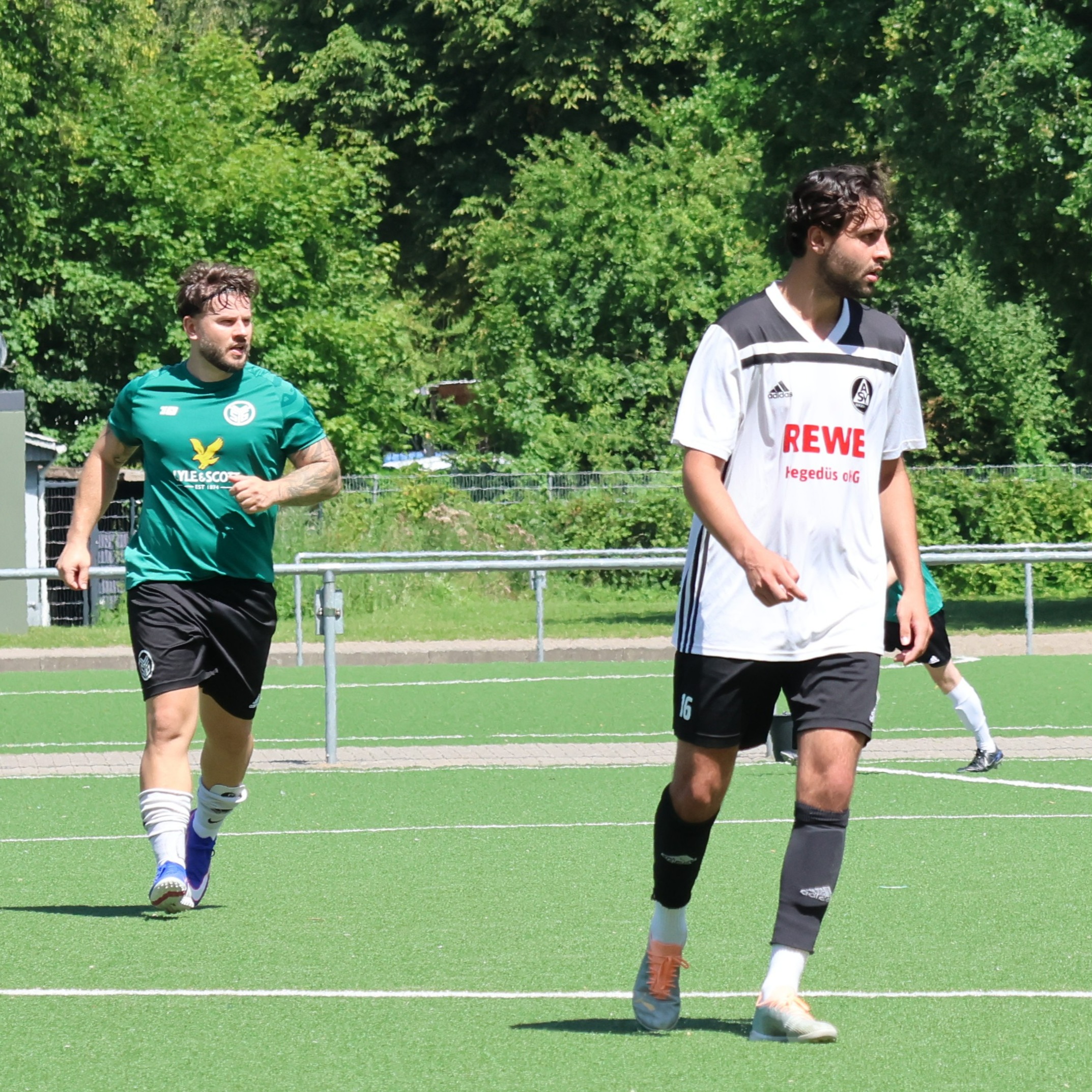 Zweimal zwei
Unsere 2. Herren gewannen ihr Testspiel gegen Stapelfeld 2 mit 4:3, 2 Spieler erzielten dabei jeweils 2 Tore.
https://asv-bergedorf85-fussball.de/zweimal-zwei-2/
#asvbergedorf85 #bergedorf #lohbrügge #elstern #fussball #vsgstapelfeld