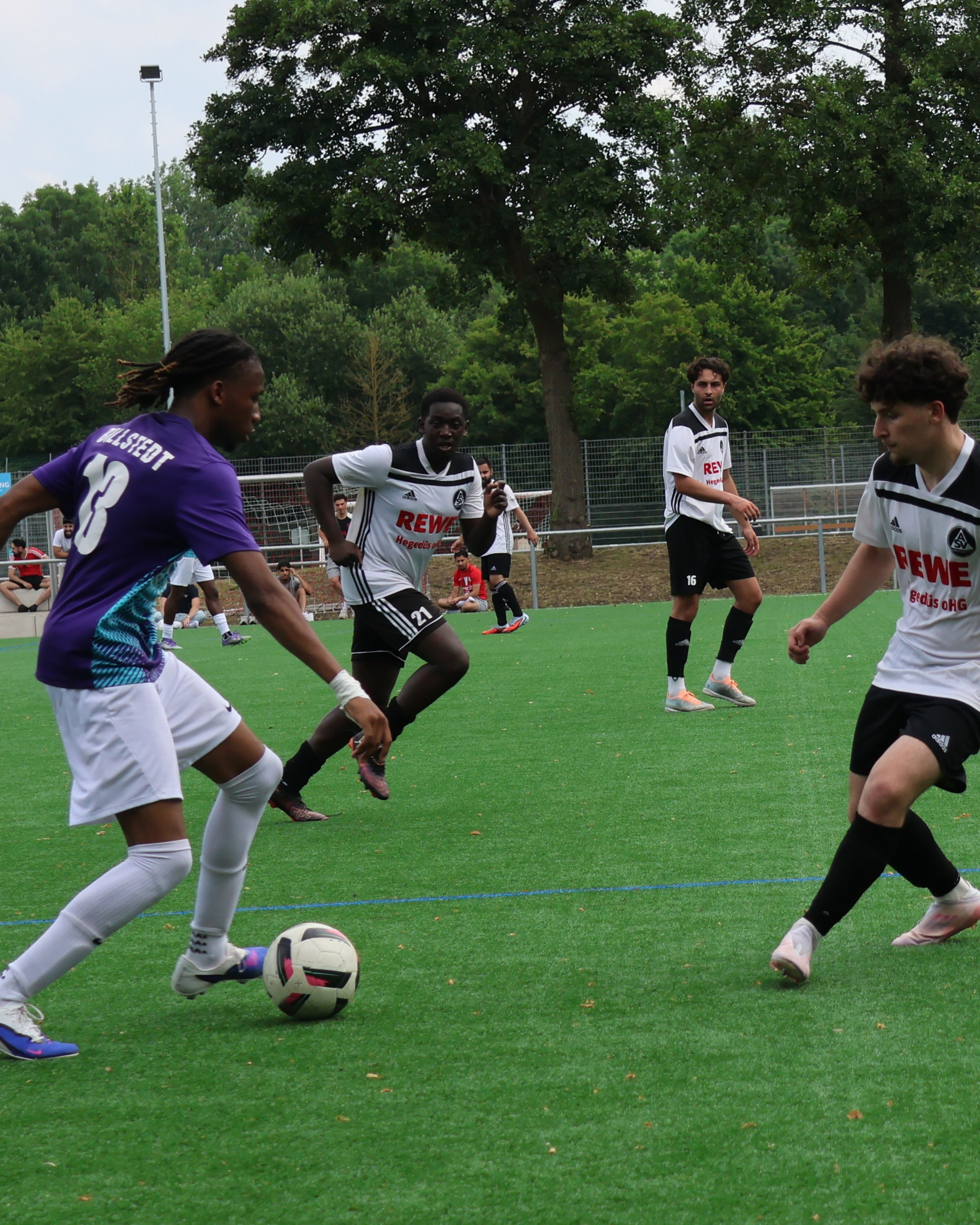 Schweißtreibend
Bei hohen Temperaturen absolvierten unsere 2. Herren ihr erstes Testspiel für die neue Saison. Sie unterlagen bei Vorwärts Wacker 4 mit 2:4.
https://asv-bergedorf85-fussball.de/schweisstreibend/
#asvbergedorf85 #bergedorf #lohbrrügge #elstern #fussball #vorwärtswacker04