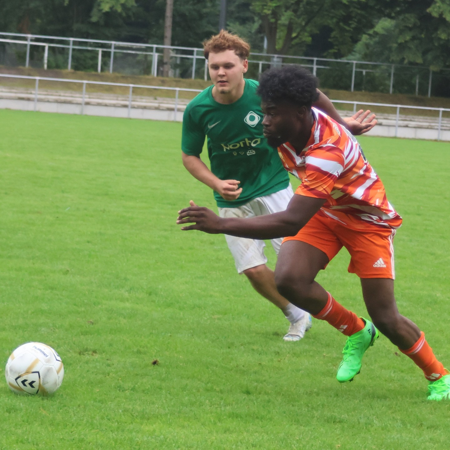 Etwas müde
Unsere 1. Herren hatten über das Wochenende einige Trainingseinheiten absolviert und waren daher etwas schlapp. Im Testspiel gegen GW Harburg (Kreisklasse) reichte es aber zu einem 3:0 Sieg.
https://asv-bergedorf85-fussball.de/etwas-muede/
#asvbergedorf85 #bergedorf #lohbrügge #elstern #elstern85 #gwharburg
