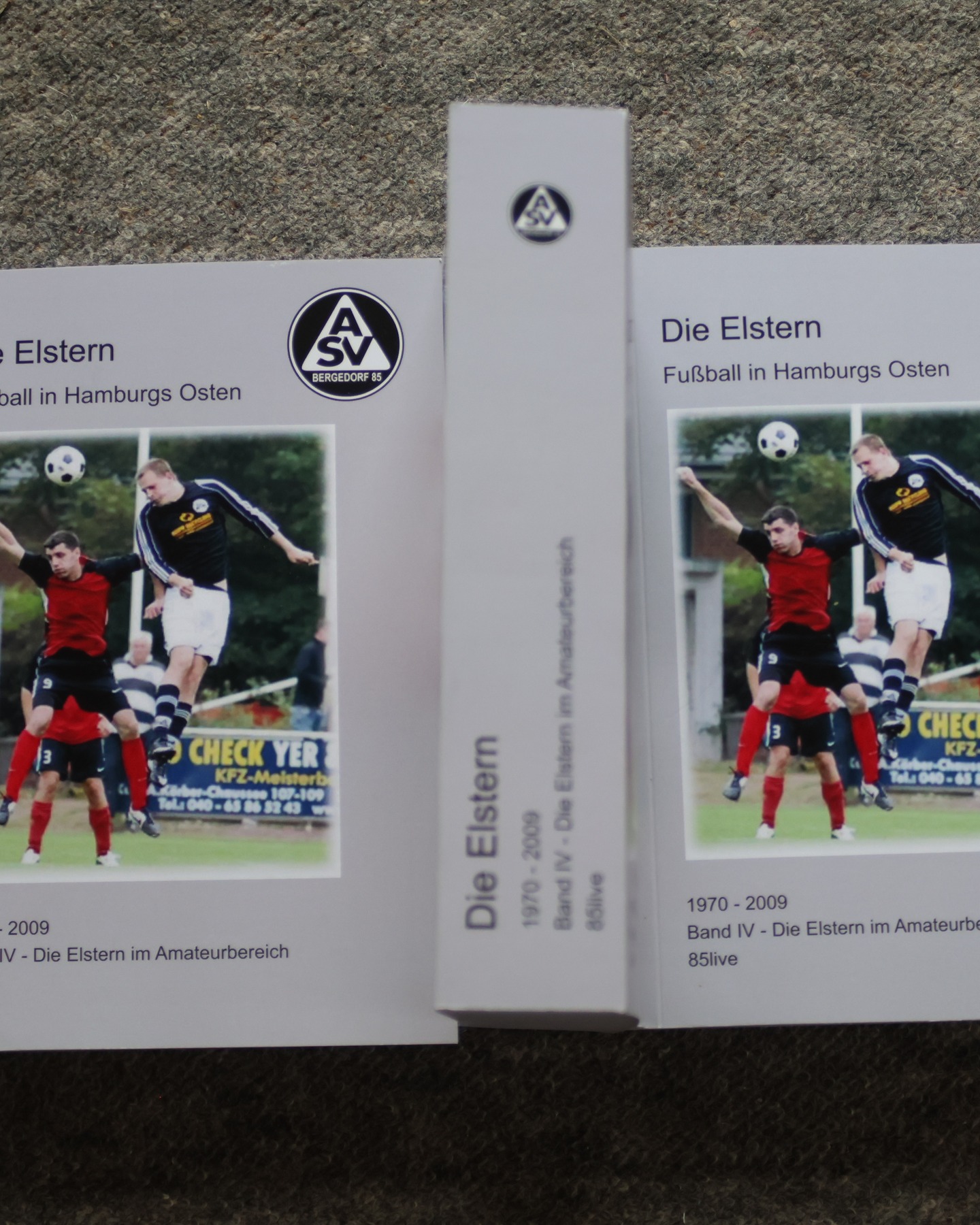 Band 4 ist fertig
In den letzten Jahren sind bereits einige Hefte erschienen, in denen der Fußball beim ASV Bergedorf ab dem Jahr 1946 ausführlich beschrieben wurde. Nun liegt auch Band 4 vor und ist ab sofort erhältlich.
https://asv-bergedorf85-fussball.de/band-4-ist-fertig/
#asvbergedorf85 #bergedorf #lohbrügge #elstern #elstern85 #fussball #85live #fußballhistorie #fussballchronik
