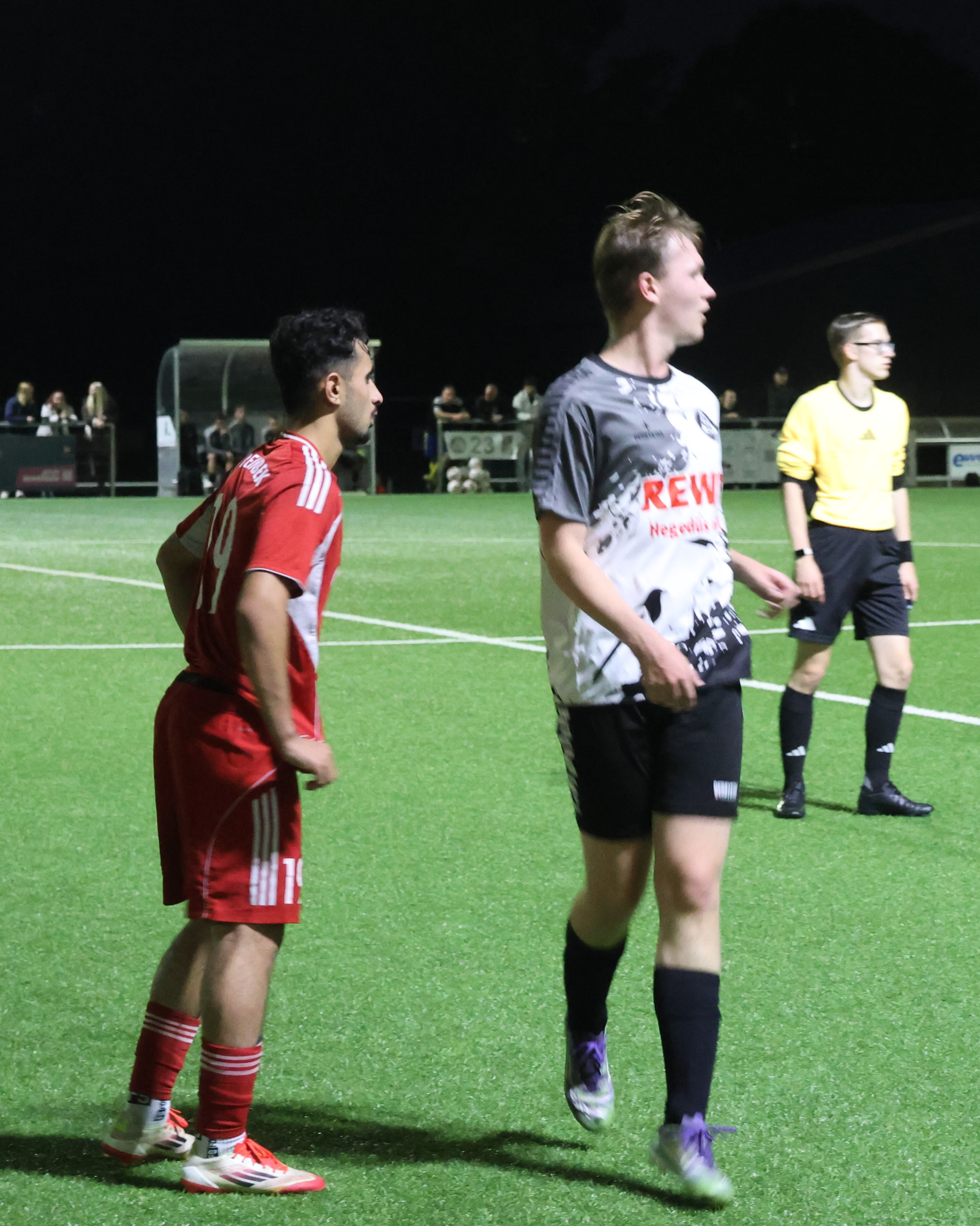 Sicher in Reinbek
Unsere 1. Herren gewannen ihr Auswärtsspiel bei TSV Reinbek 1 mit 4:1.
https://asv-bergedorf85-fussball.de/sicher-in-reinbek/
#asvbergedorf85 #bergedorf #lohbrügge #elstern #elstern85 #fussball #kreisliga #tsvreinbek