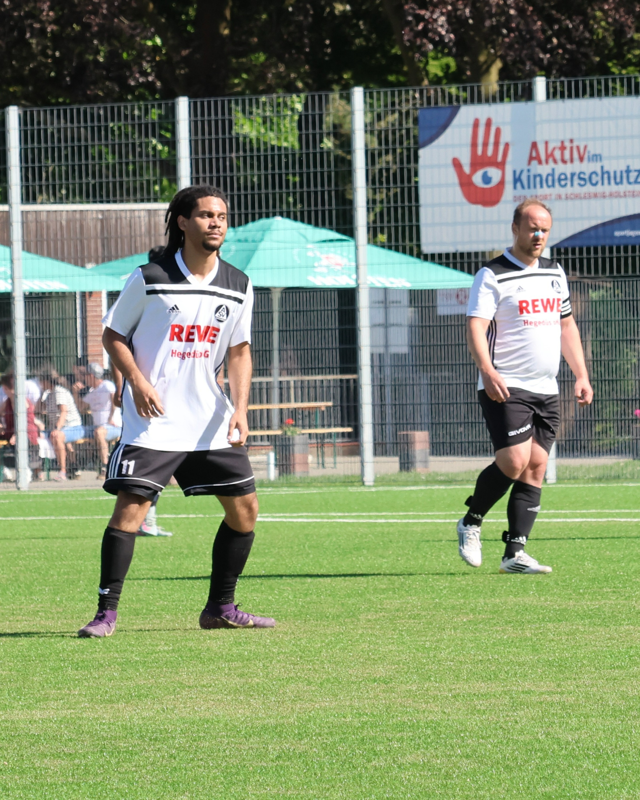 Platz 7 verpasst
Im letzten Spiel der Saison verloren unsere 2. Herrn mit 2:5 bei TSV Reinbek 2 und verpassten den Sprung auf Platz 7.
https://asv-bergedorf85-fussball.de/platz-7-verpasst/
#asvbergedorf85 #bergedorf #lohbrügge #elstern ##fussball #kreisklasse #tsvreinbek
