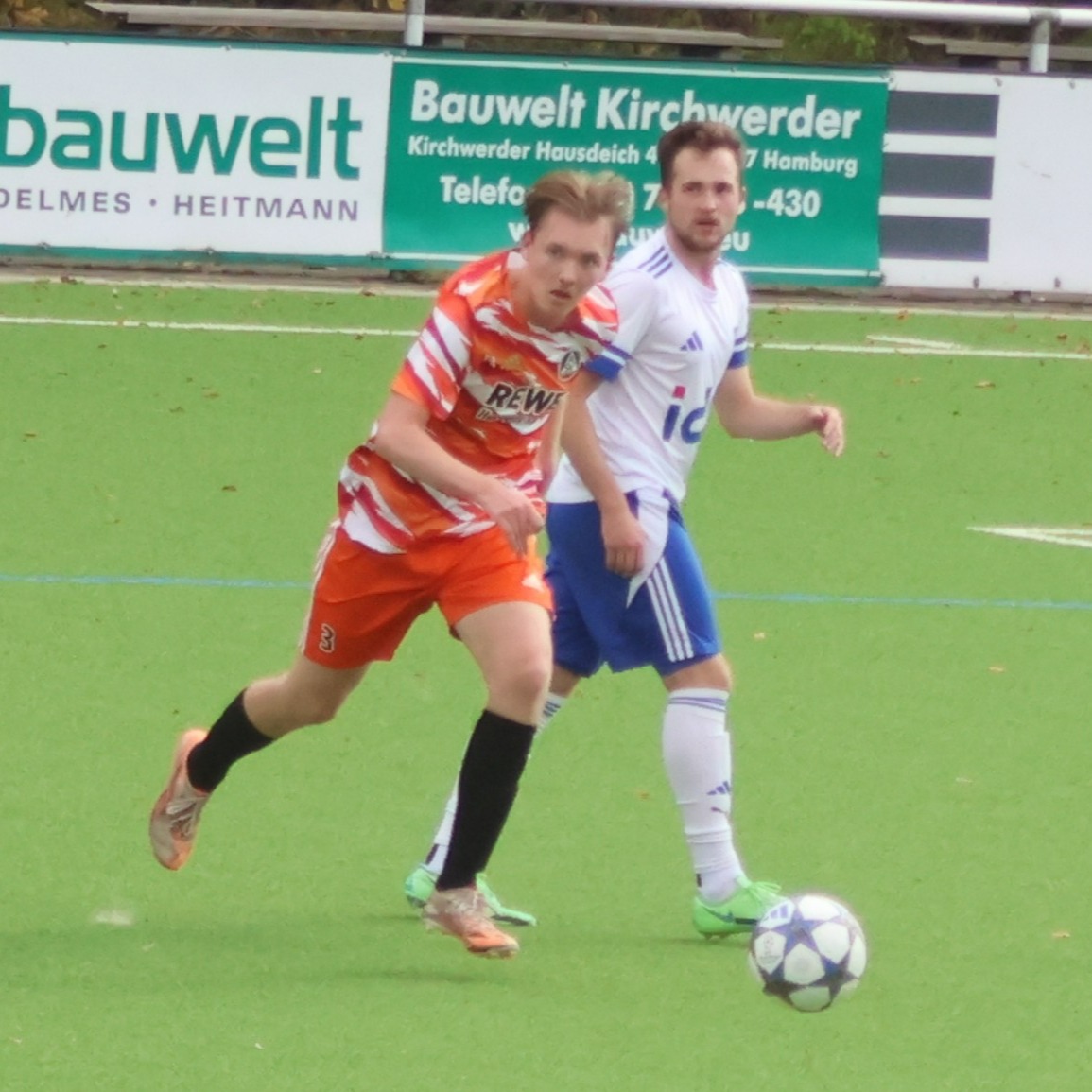 Uhren umstellen
An diesem Wochenende werden die Uhren auf die Sommerzeit umgestellt. Wer also am Sonntag ein Spiel besuchen möchte, sollte dies nicht vergessen, damit er auch rechtzeitig auf dem Platz ist. Dies gilt natürlich auch für unsere Teams, die am Wochenende wieder zahlreich im Einsatz sind. Vorschau auf die Spiele unserer Mannschaften vom 27. bis 29.3.26.
https://asv-bergedorf85-fussball.de/uhren-umstellen/
#asvbergedorf #bergedorf #lohbrügge #elstern #elstern85 #elsternladys #jungelstern #fussball #jugendfußball #frauenfußball #svcn #svaltengamme #svbarmbekuhlenhorst #scwillinghusen #barsbüttelersv #eintrachtlokstedt #germaniaschnelsen