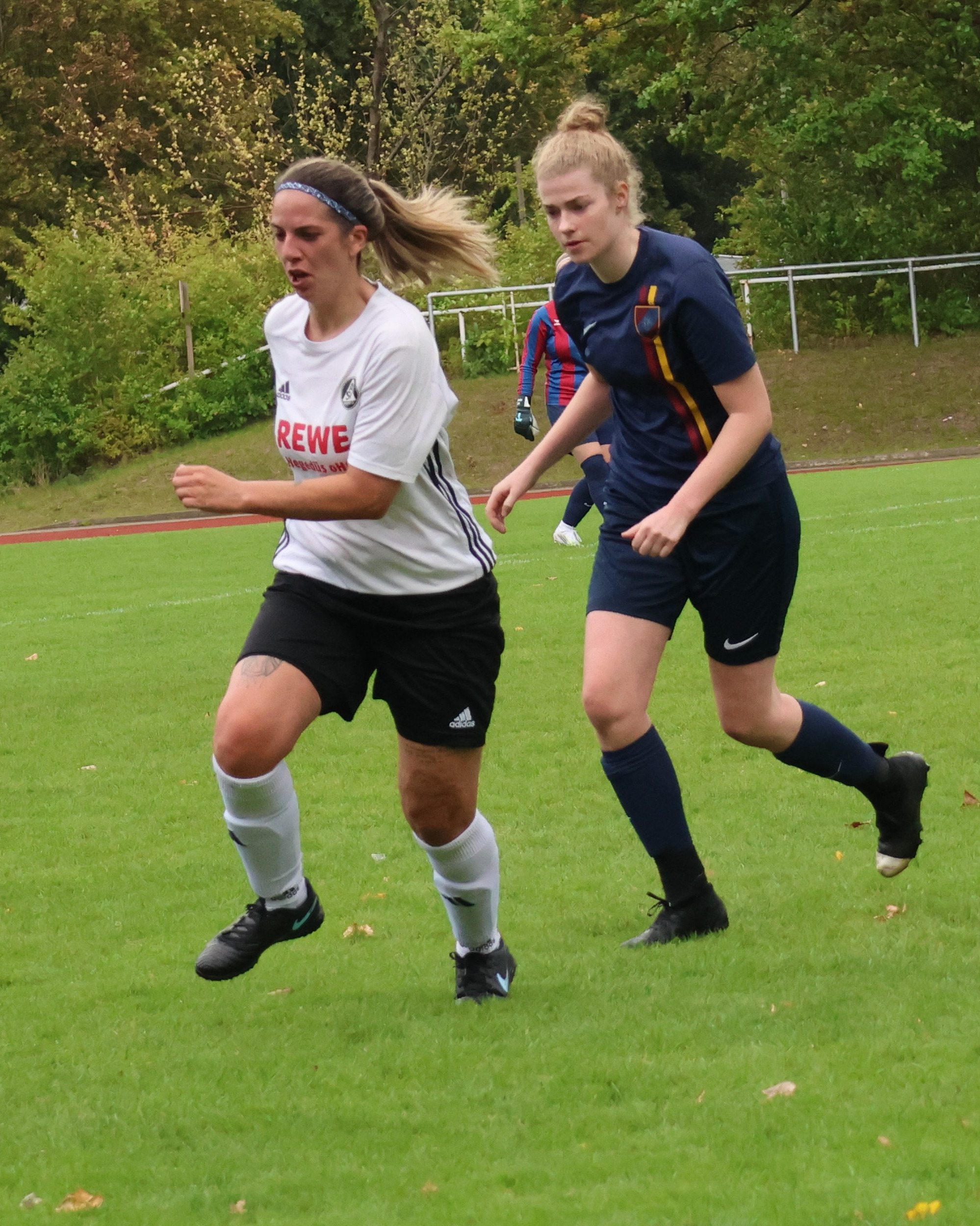 Mit Sieg auf Platz 3
Unsere 1. Frauen gewannen ihr Heimspiel gegen Sternschanze 3 mit 3:0 und verbesserten sich auf Platz 3.
https://asv-bergedorf85-fussball.de/mit-sieg-auf-platz-3/
#asvbergedorf85 #bergedorf #lohbrügge #elstern #elsternladys #fussball #frauenfussball #scsternschanze #bezirksliga