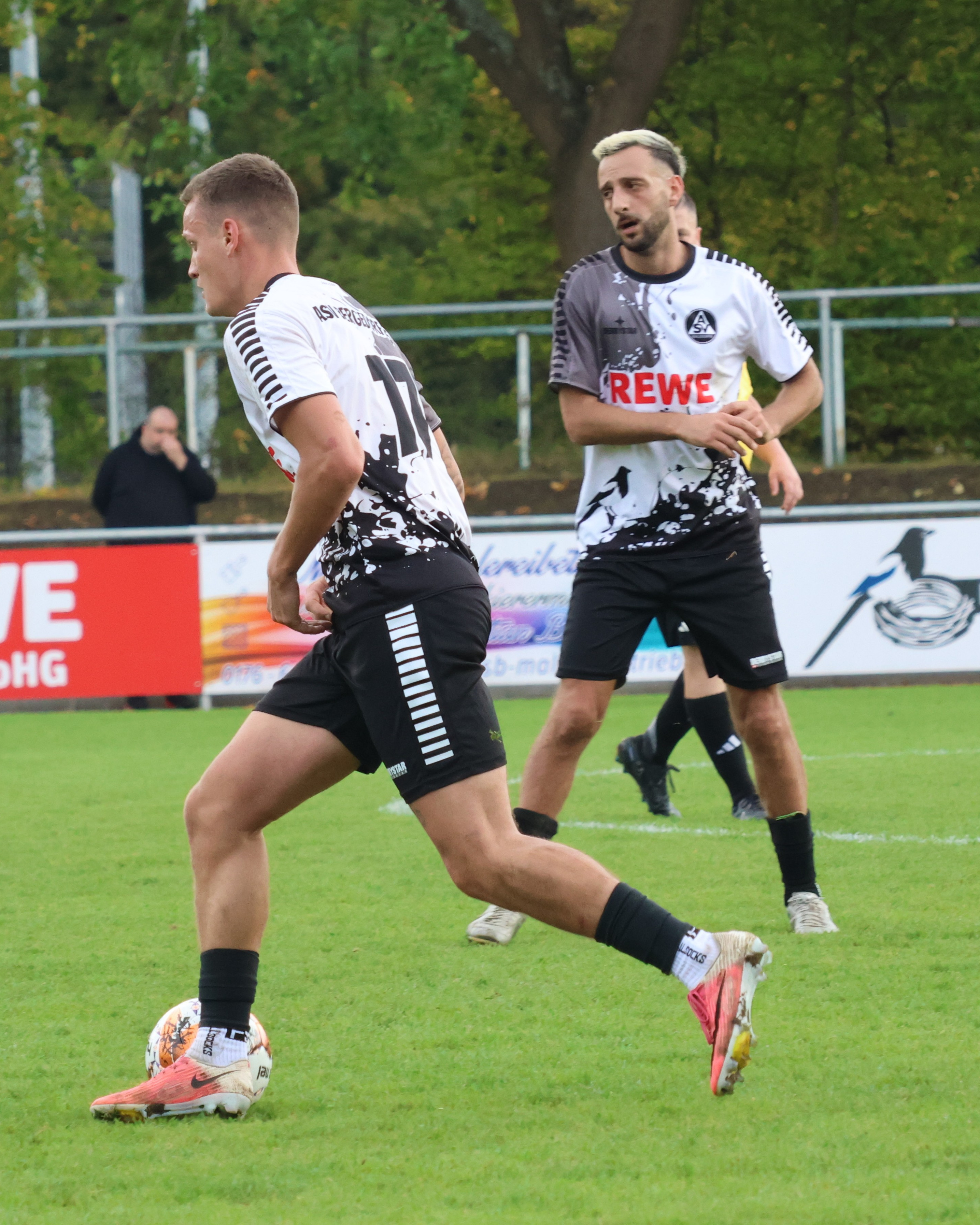 Sieg über Börnsen 2
Unsere 1. Herren gewannen ihr Heimspiel gegen SV Börnsen 2 mit 4:2.
https://asv-bergedorf85-fussball.de/sieg-ueber-boernsen-2/
#asvbergedorf85 #bergedorf #lohbrügge #elstern #elstern85 #fussball #kreisliga #svbörnsen