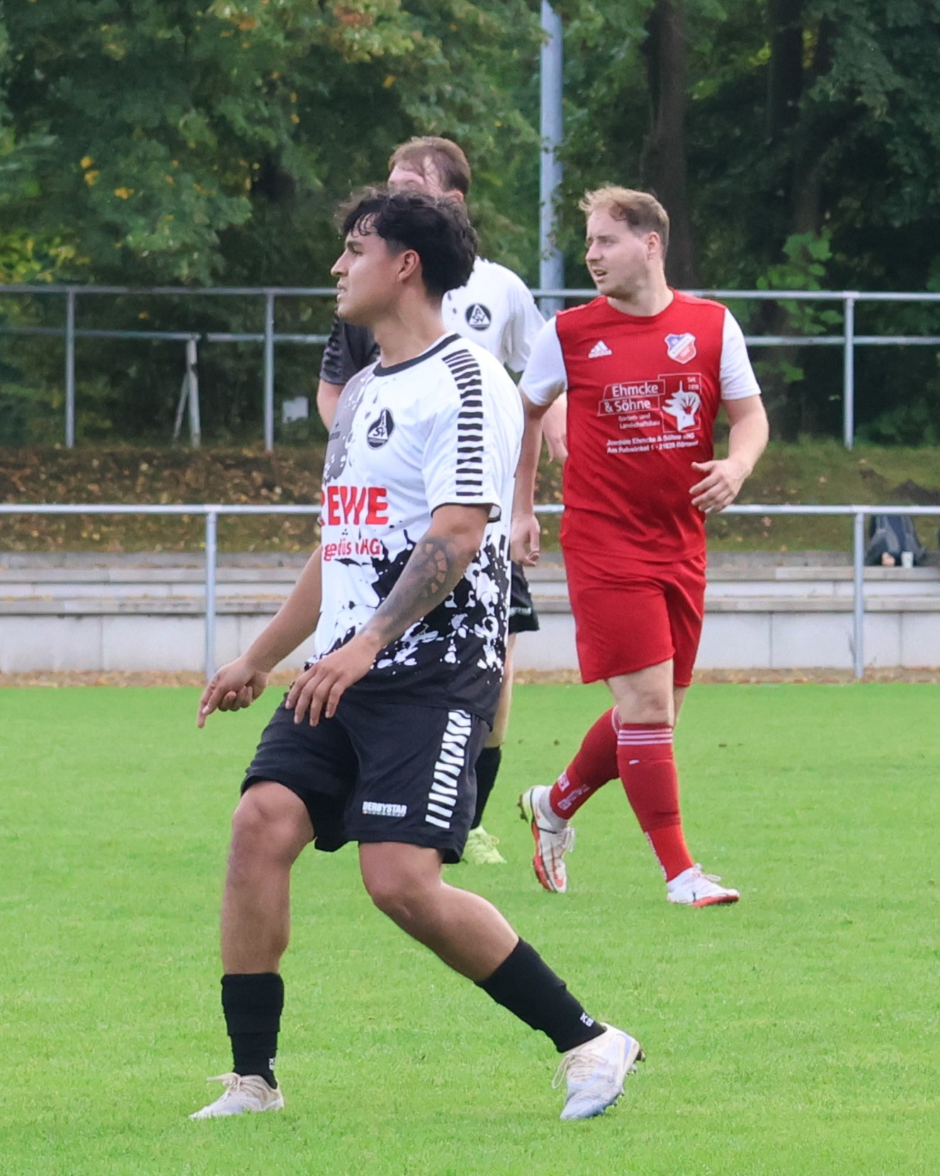 Wichtige Spiele und Turniere
Zwar haben die meisten Mannschaften im Erwachsenenbereich Auswärtsspiele, aber trotzdem ist an den Sander Tannen viel Betrieb. Im Jugendbereich finden einige Turniere um den „REWE-Elstern-Cup“ statt. Vorschau auf die Spiele unserer Mannschaften vom 9 bis 11.10.26.
https://asv-bergedorf85-fussball.de/wichtige-spiele-und-turniere/
#asvbergedorf85 #bergedorf #lohbrügge #elstern #jungelstern #elstern85 #elsternladys #walkingelstern #escheburgersv #fcguinebissau #walddörfersv #rahlstedtersc #einigkeitwilhelmsburg #rewehegedüs